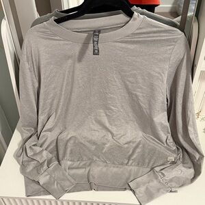 Vuori Light Gray Long Sleeve Tee